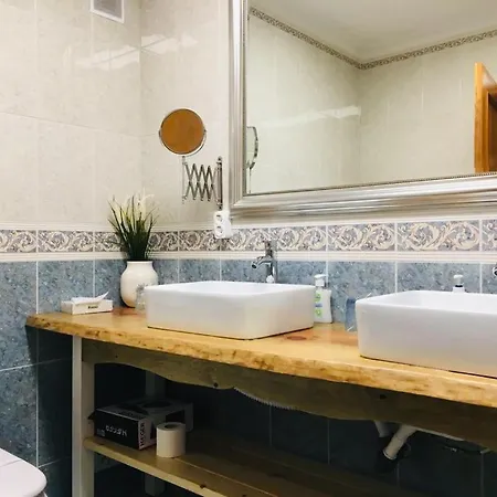 Casa Do Pica Pau Bed & Breakfast